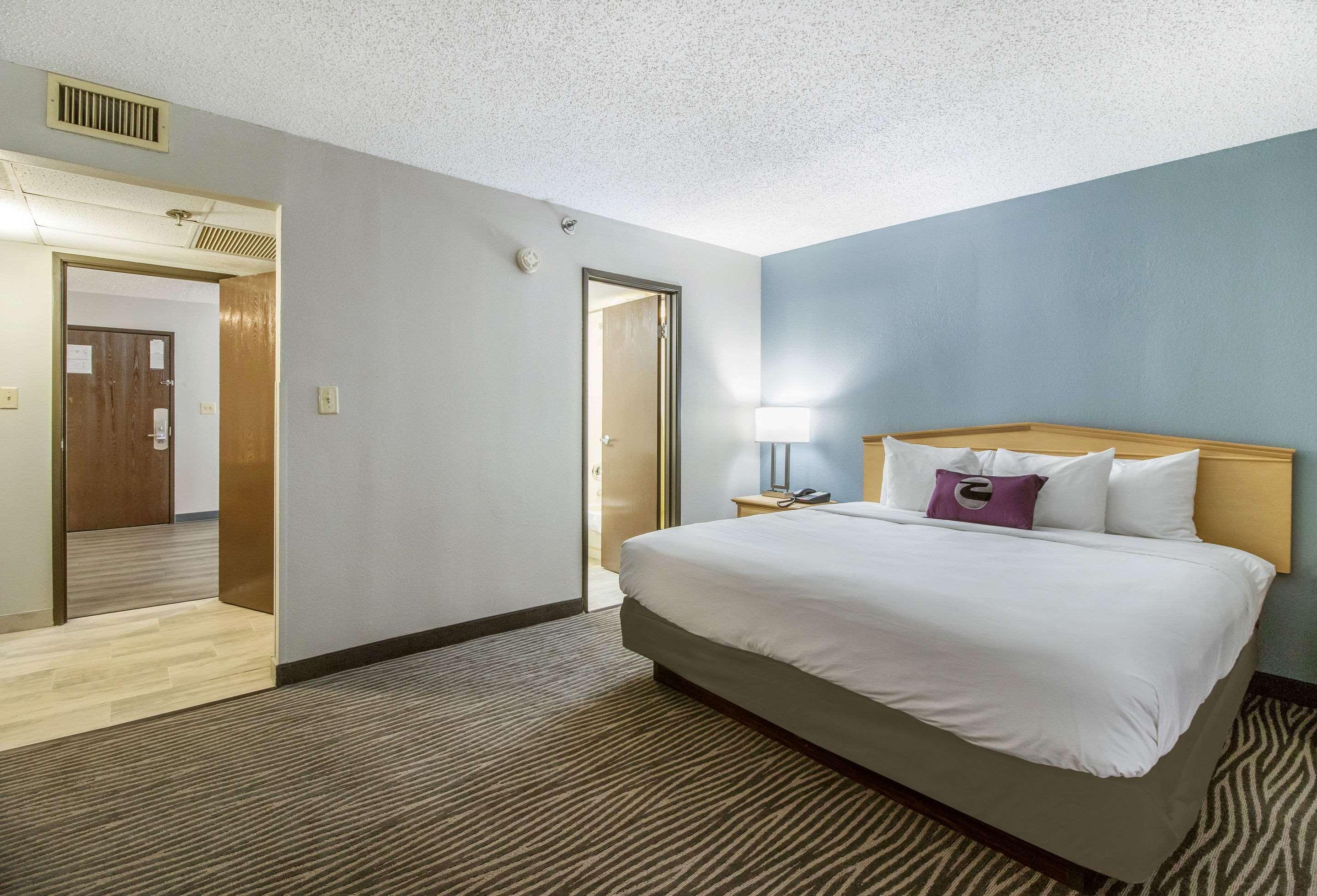 Clarion Hotel Jackson Northwest Buitenkant foto