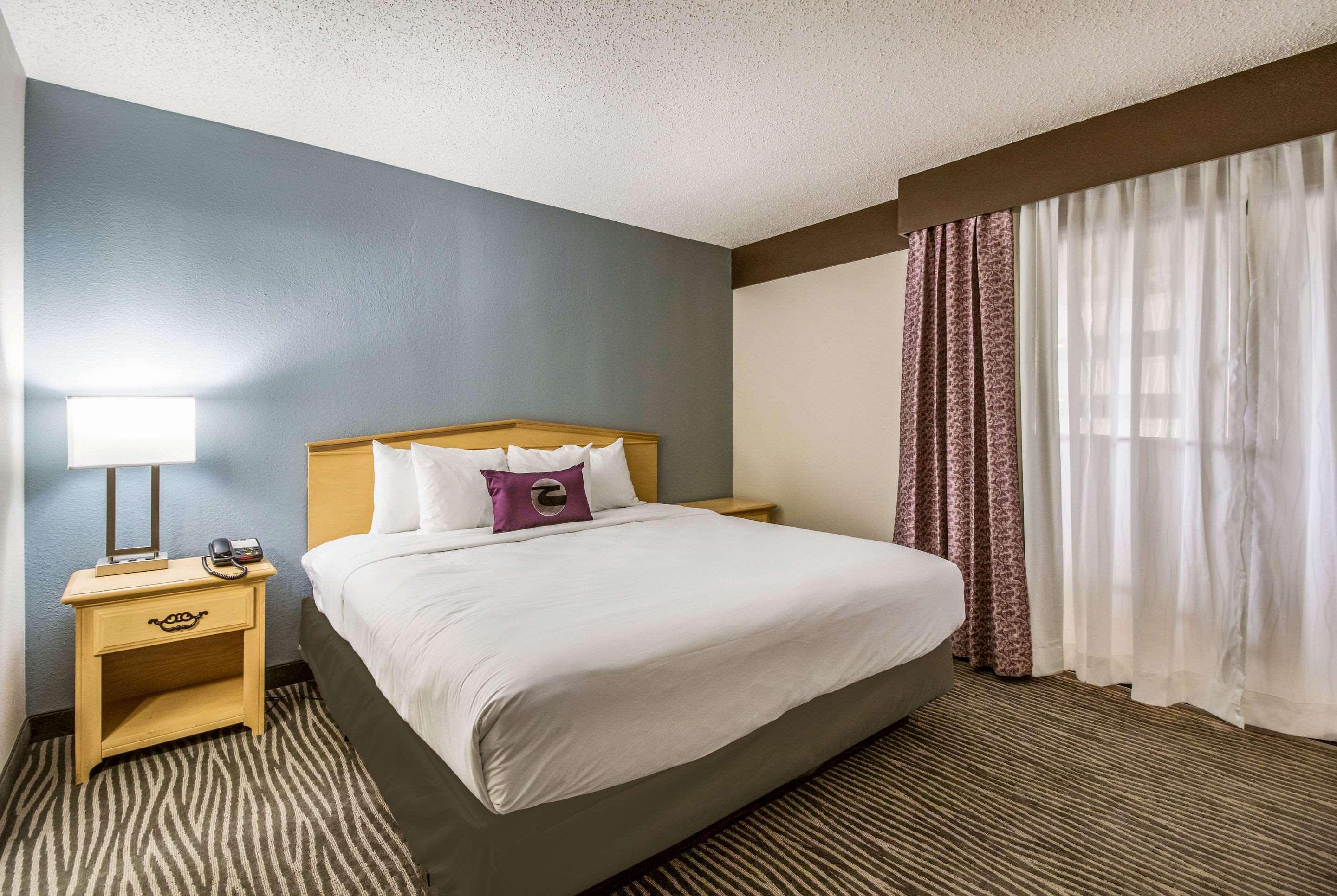 Clarion Hotel Jackson Northwest Buitenkant foto