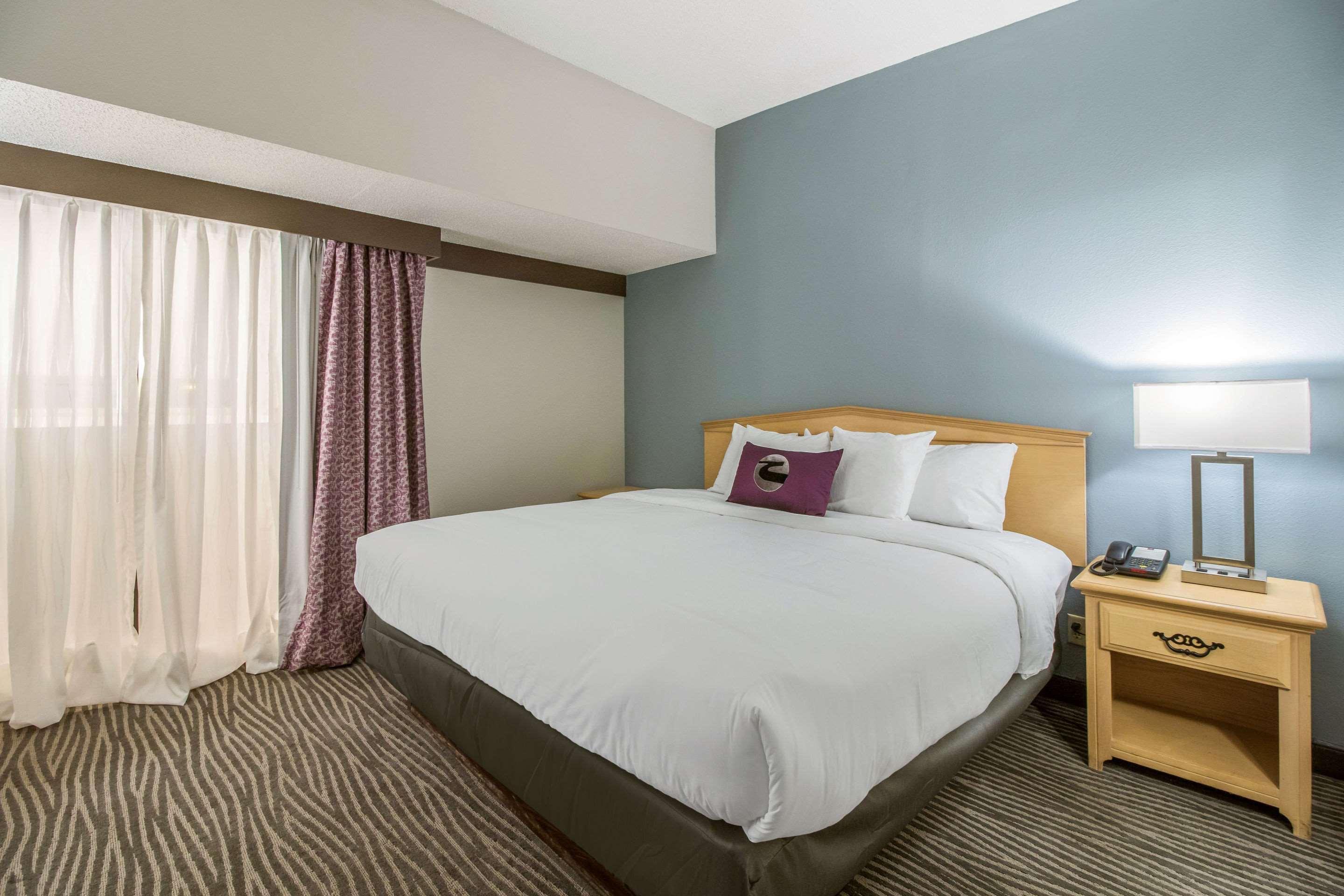 Clarion Hotel Jackson Northwest Buitenkant foto