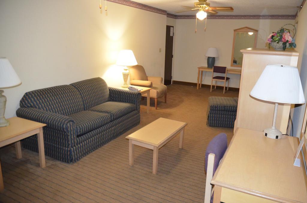 Clarion Hotel Jackson Northwest Buitenkant foto