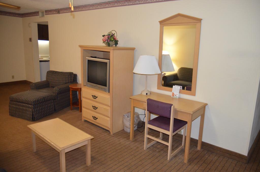 Clarion Hotel Jackson Northwest Buitenkant foto