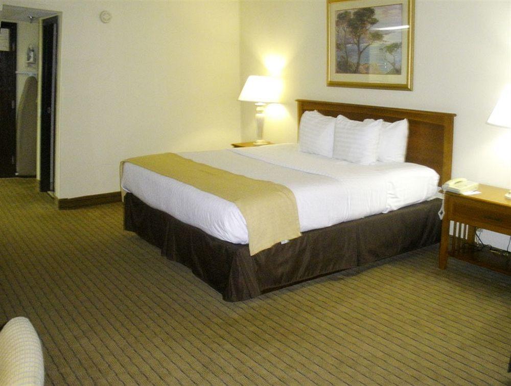 Clarion Hotel Jackson Northwest Kamer foto