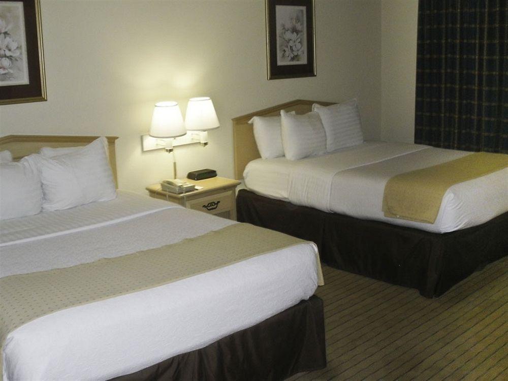 Clarion Hotel Jackson Northwest Buitenkant foto