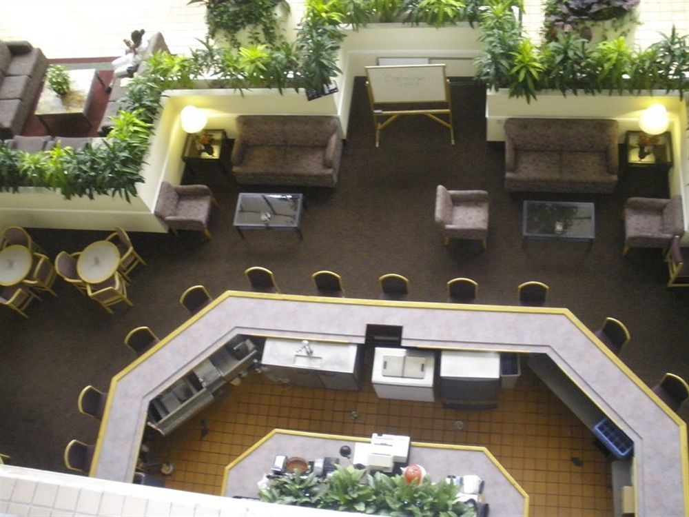Clarion Hotel Jackson Northwest Buitenkant foto